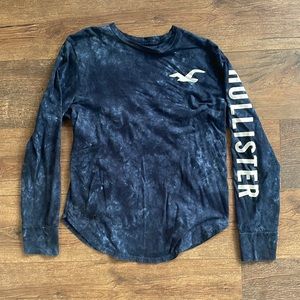 Small Hollister blue long sleeve. Used in good condition.